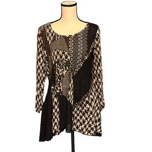 💜💜 Multi Knit Fabric Ladies Top Long Sleeved Made by Paris Size S